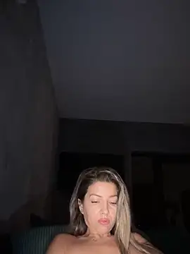 Snapshot of SonyaD_ chatting on October 1, 1:10 am SonyaD online show from October 1, 1:10 am