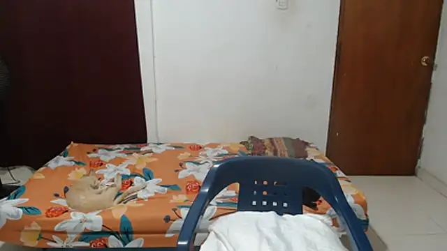 luz stella online show from July 19, 4:26 am