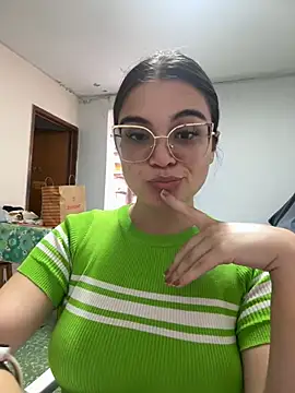 CamilaSofiia online show from February 24, 9:46 pm