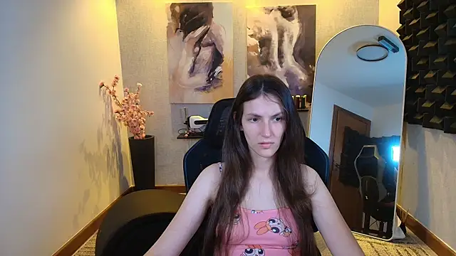 Snapshot of upssnowy chatting on September 15, 10:17 pm upssnowy online show from September 15, 10:17 pm