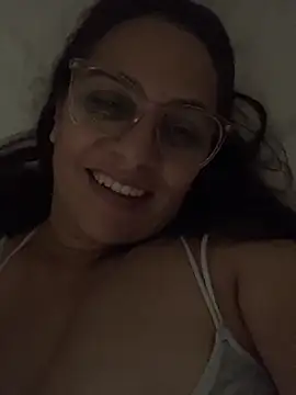 Snapshot of brendasexywet chatting on October 10, 6:24 pm brendasexywet online show from October 10, 6:24 pm