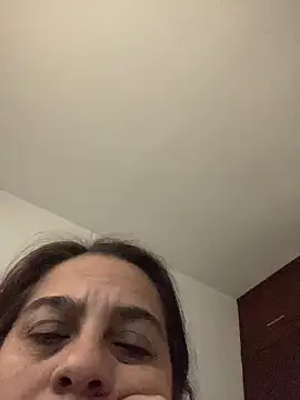 Snapshot of brendasexywet chatting on October 15, 2:19 pm brendasexywet online show from October 15, 2:19 pm