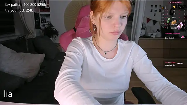 lil lia online show from October 15, 9:50 pm