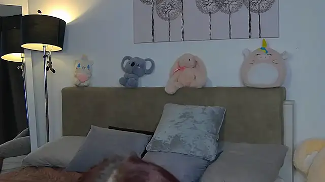 Snapshot of CassKiera chatting on September 28, 5:14 am CassKiera online show from September 28, 5:14 am