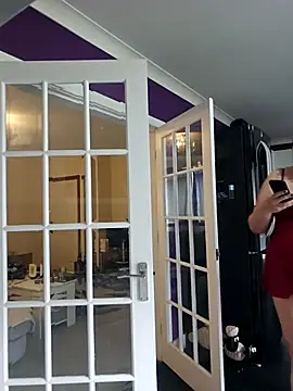 Sexy Binxy online show from October 14, 10:40 am