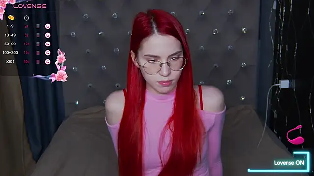 EmilyKents online show from October 10, 2:05 am