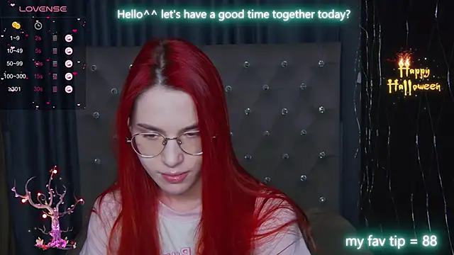 EmilyKents online show from October 18, 2:03 am