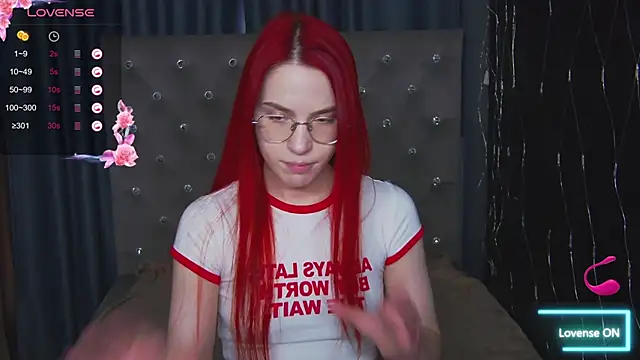 EmilyKents online show from October 7, 1:54 am