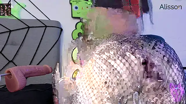 Snapshot of alissonandamy chatting on October 28, 7:41 pm alissonandamy online show from October 28, 7:41 pm