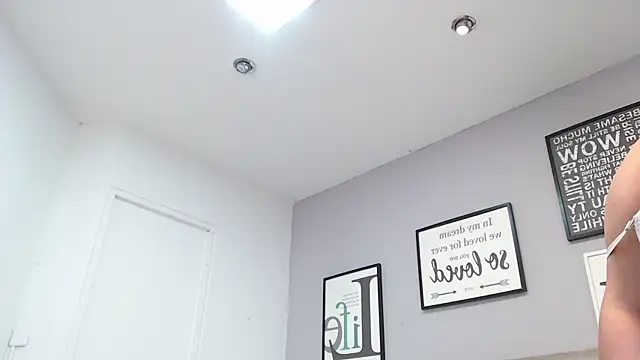 MileyHudson online show from October 28, 3:45 am