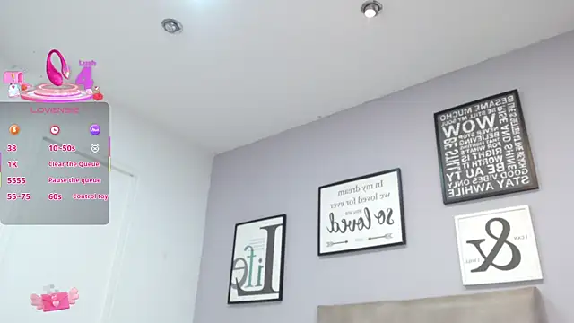 MileyHudson online show from October 14, 4:15 am