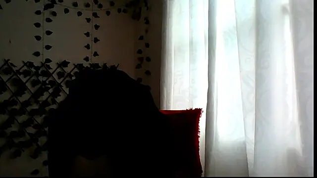 Snapshot of RossanaLionheart chatting on October 4, 10:25 pm RossanaLionheart online show from October 4, 10:25 pm