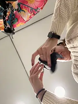 eveangelll online show from November 12, 8:34 am