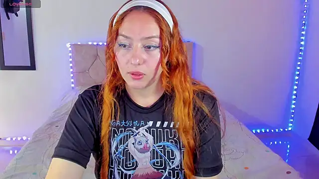 April sommer1 online show from September 18, 7:56 pm