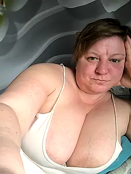 jusichka online show from February 11, 10:50 am