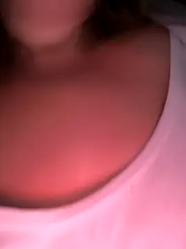 Snapshot of jusichka chatting on October 28, 6:19 am jusichka online show from October 28, 6:19 am