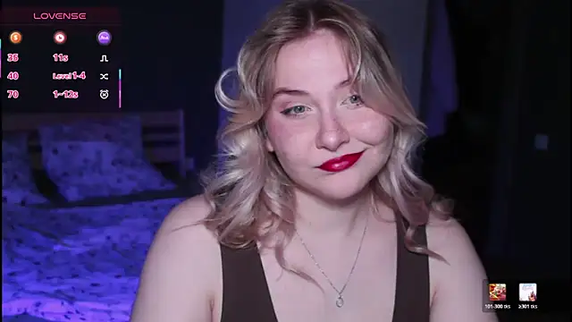 sensual girrrl online show from July 27, 11:13 pm
