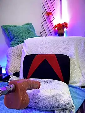 Snapshot of PaulinaSanders_X chatting on October 30, 1:08 am PaulinaSanders X online show from October 30, 1:08 am