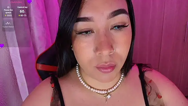 leahtemptation3 online show from November 7, 10:21 am