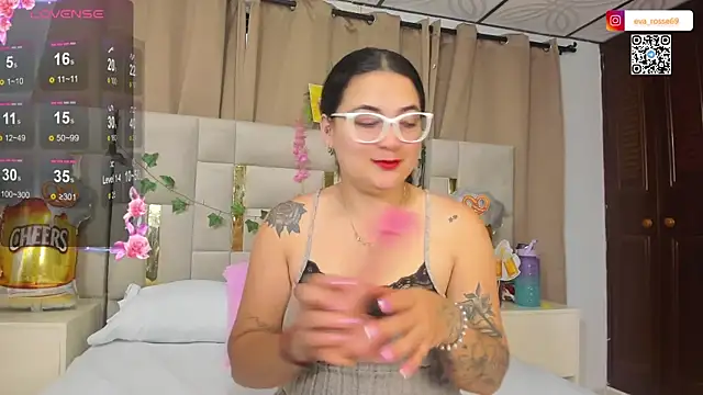 Snapshot of eva_rosse69 chatting on October 2, 11:59 am eva rosse69 online show from October 2, 11:59 am