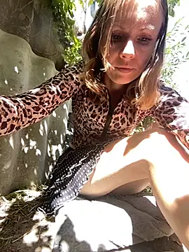 Anita-Smith online show from July 18, 8:50 am