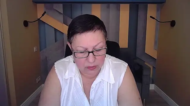 BarbaraTurners online show from December 3, 7:27 pm