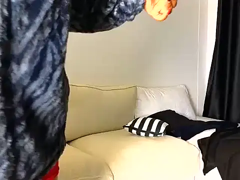 Fuck-Me-Daddyy online show from October 26, 12:39 am