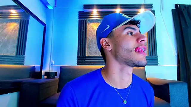 liam genner  online show from September 20, 8:07 pm