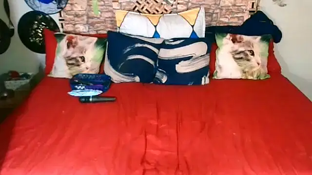 Indian Blaze00 online show from October 14, 7:38 pm