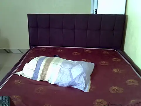 Snapshot of Cute_spicey2 chatting on October 25, 5:42 pm Cute spicey2 online show from October 25, 5:42 pm