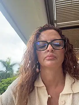 CioniWeiss online show from April 16, 9:39 pm