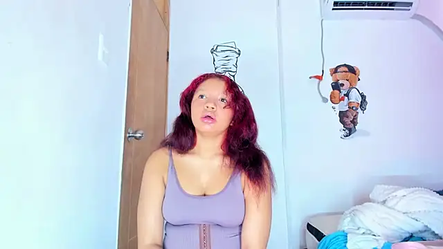 Snapshot of Emily_Coper18 chatting on October 7, 1:48 pm Emily Coper18 online show from October 7, 1:48 pm