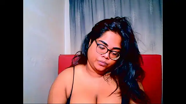 Snapshot of Indian_Lola00 chatting on October 23, 7:09 pm Indian Lola00 online show from October 23, 7:09 pm