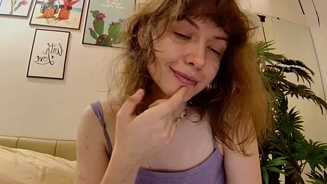 Snapshot of sun_place chatting on October 18, 5:10 am sun place online show from October 18, 5:10 am