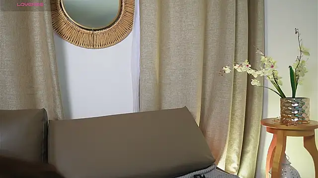 ShelleyMorell online show from January 8, 5:50 pm