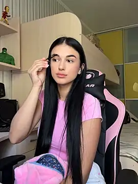 Julietta a online show from September 19, 7:07 am