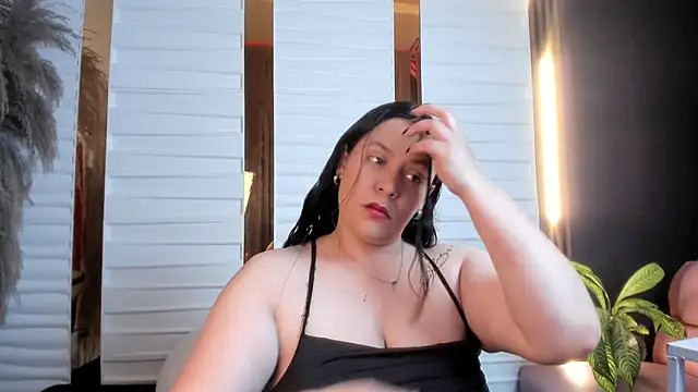 Snapshot of Biiancacox chatting on September 18, 3:05 am Biiancacox online show from September 18, 3:05 am