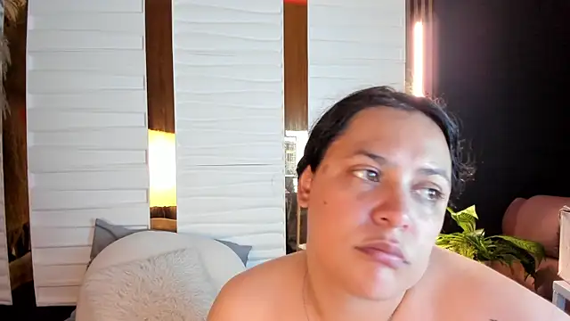 Snapshot of Biiancacox chatting on September 10, 3:17 am Biiancacox online show from September 10, 3:17 am