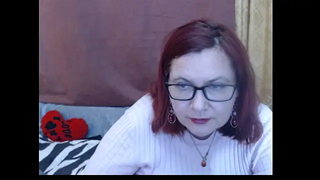 PlayfullMature online show from April 8, 3:25 pm