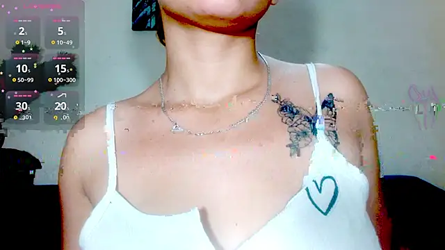 Eva Hoot online show from March 21, 12:10 pm