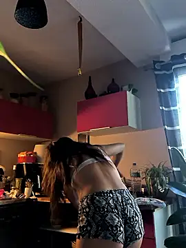 LadySaraah34 online show from November 15, 12:50 pm