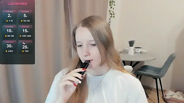 Snapshot of Alyaley chatting on October 16, 10:07 am Alyaley online show from October 16, 10:07 am