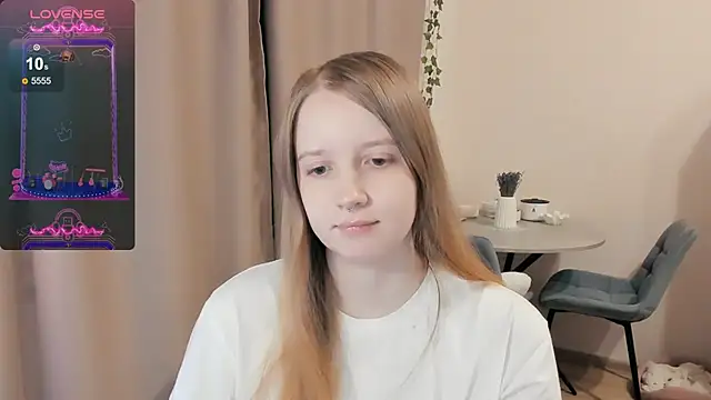 Snapshot of Alyaley chatting on September 27, 6:48 pm Alyaley online show from September 27, 6:48 pm