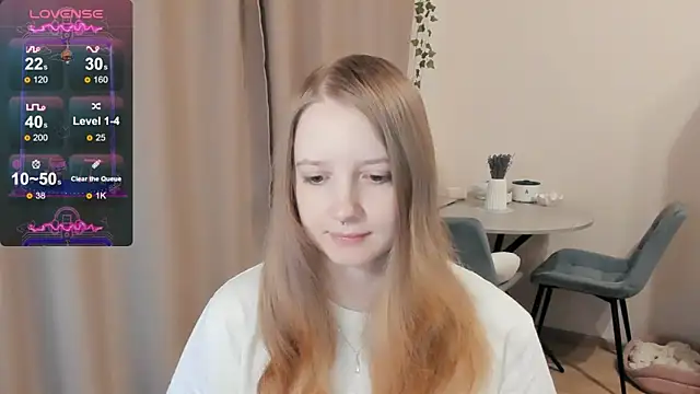 Snapshot of Alyaley chatting on October 2, 1:54 am Alyaley online show from October 2, 1:54 am