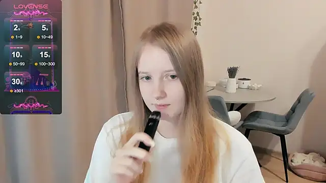 Snapshot of Alyaley chatting on September 19, 4:17 pm Alyaley online show from September 19, 4:17 pm