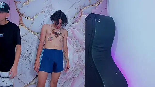 Snapshot of wild_demongirl chatting on October 23, 12:16 am wild demongirl online show from October 23, 12:16 am