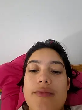 littlemelii online show from April 21, 7:21 pm