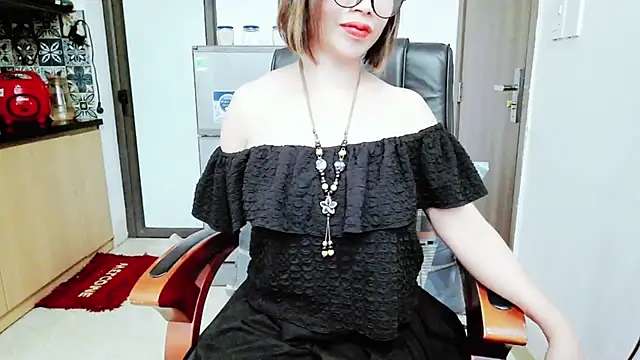 Miu-Le online show from November 18, 12:11 am