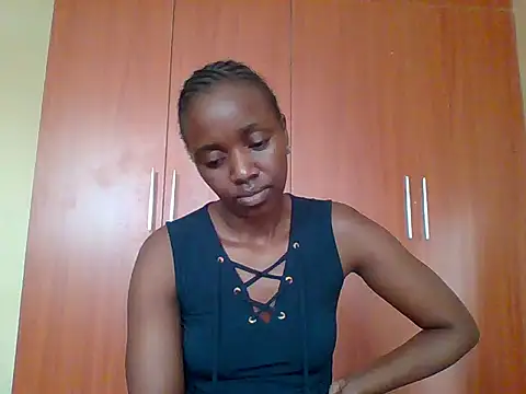 Snapshot of sexy_darleen23 chatting on October 17, 9:34 am sexy darleen23 online show from October 17, 9:34 am