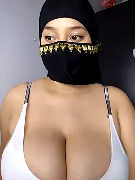 shirazz najmm online show from October 19, 1:46 pm